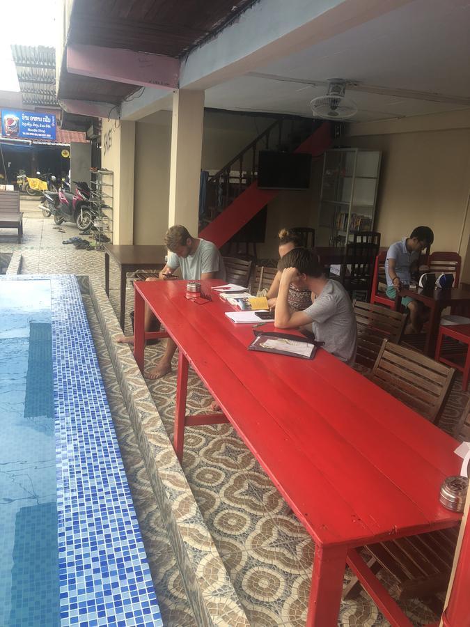 Real Vang Vieng Backpacker Hostel Eksteriør bilde