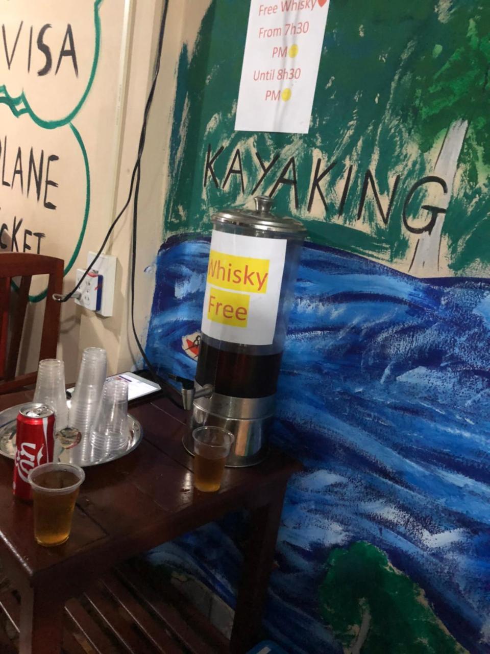 Real Vang Vieng Backpacker Hostel Eksteriør bilde
