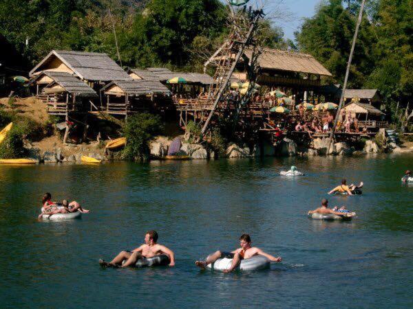Real Vang Vieng Backpacker Hostel Eksteriør bilde