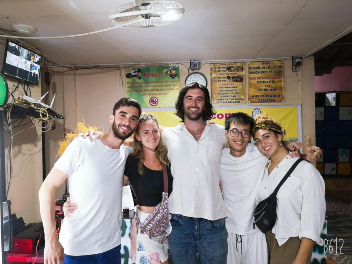 Real Vang Vieng Backpacker Hostel Eksteriør bilde