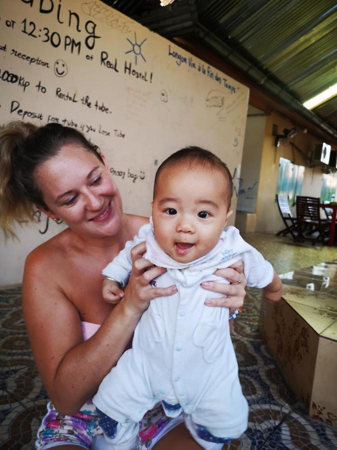 Real Vang Vieng Backpacker Hostel Eksteriør bilde